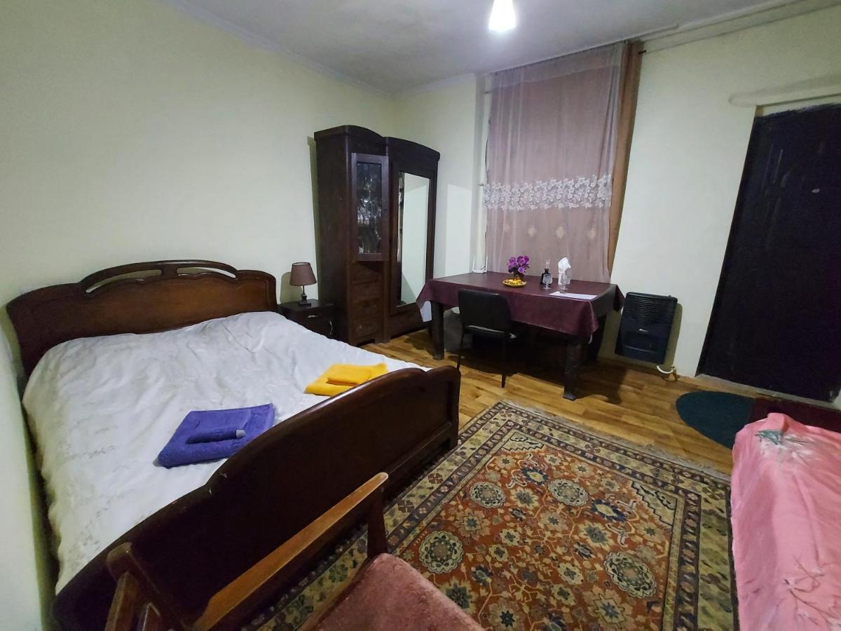 Cozy House I Apartment Tbilisi Bagian luar foto